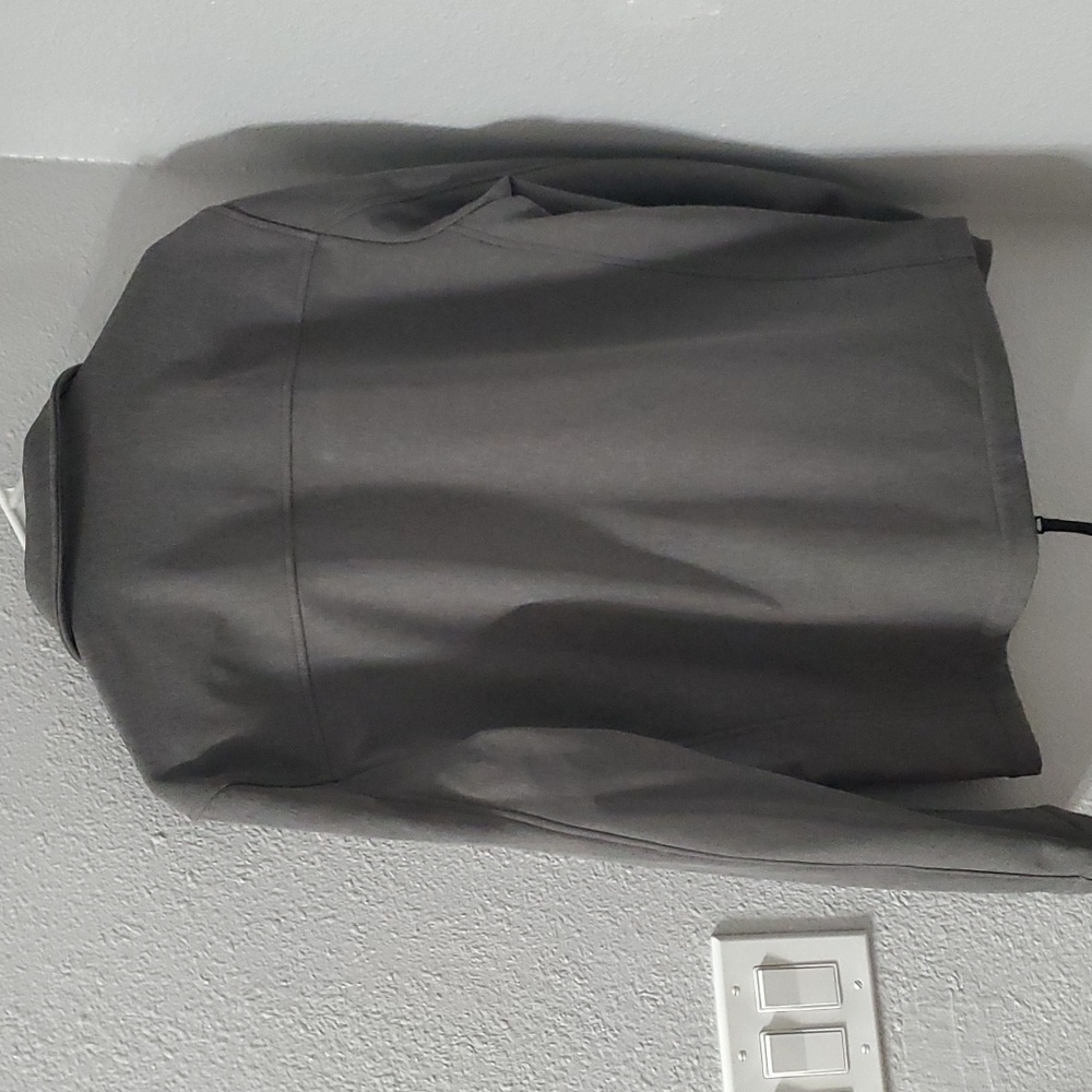 Calvin Klein - Picture 3 of 3